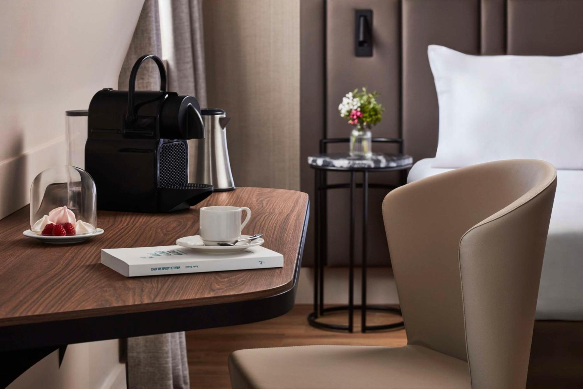 Nh Paris Gare De L'Est Hotel Eksteriør billede
